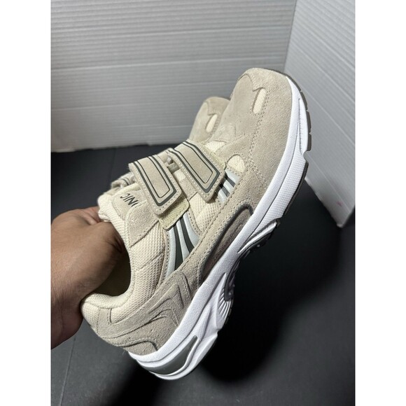 Vionic Tabi Women's Hook & Loop Walking Shoes, Cream Suede Size 8.5 - Picture 10 of 11